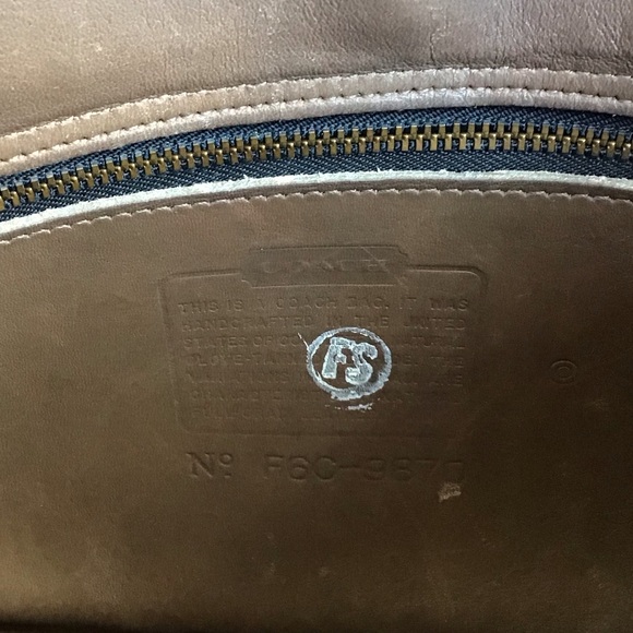 COACH Vintage Brown Leather Court Bag 9870 - Picture 16 of 16